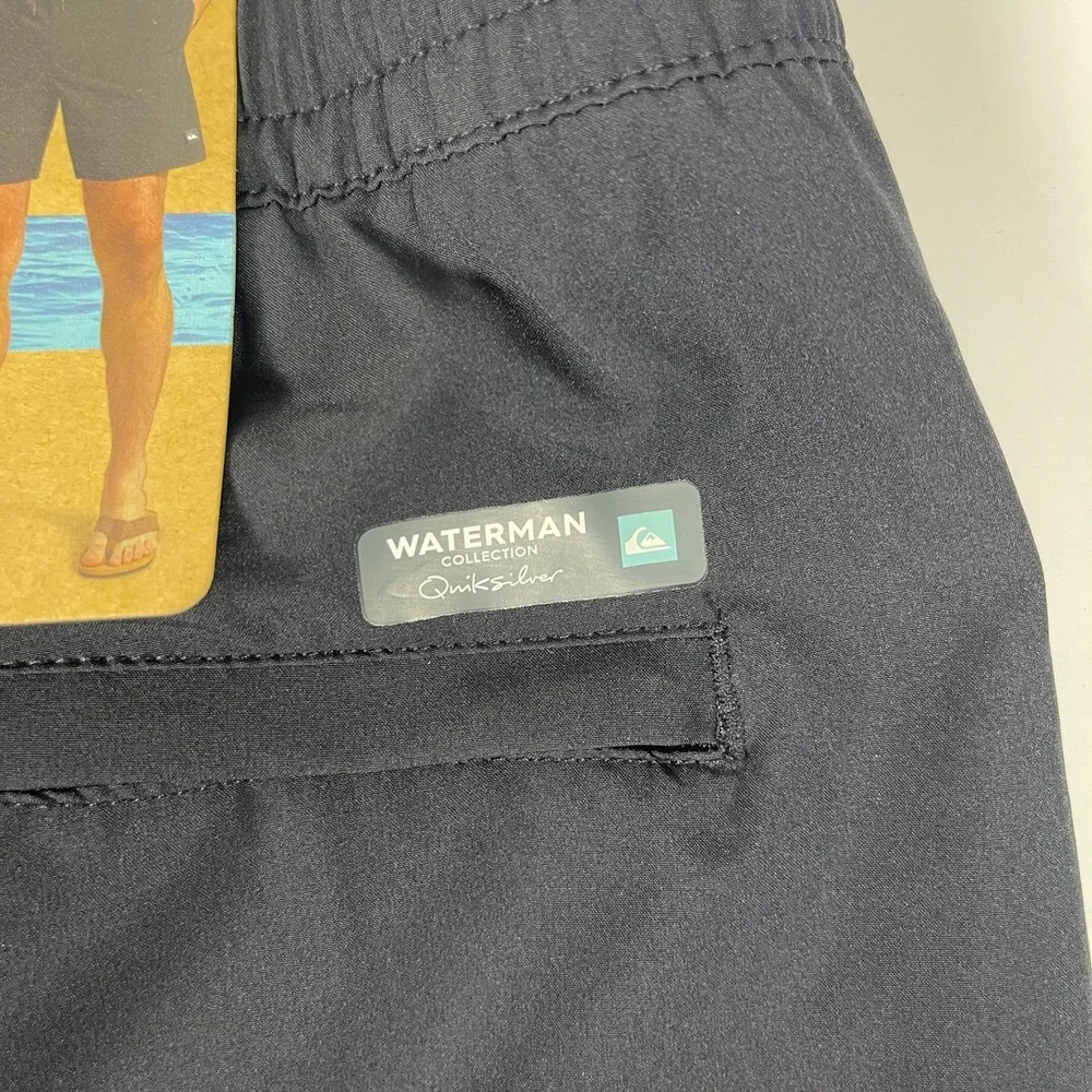 Quiksilver Waterman Collection Swim Volley Shorts Mens Medium Black 7 Inseam NEW